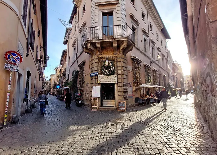 Cinque Apartment *